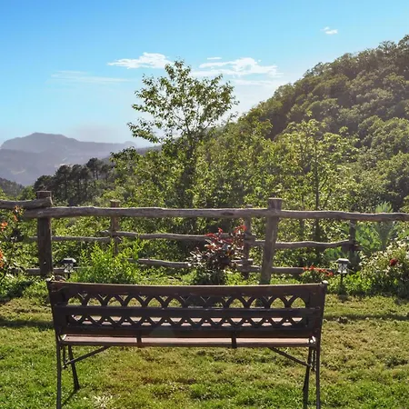 3 Bedroom Amazing In * Castiglione Chiavarese